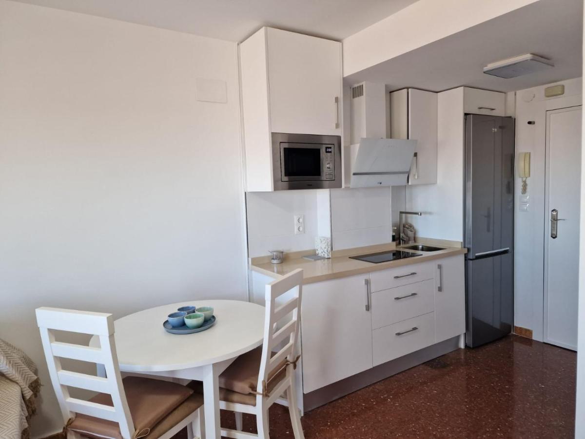 Apartamento Sereva Plazamar Torre Del Mar Bagian luar foto