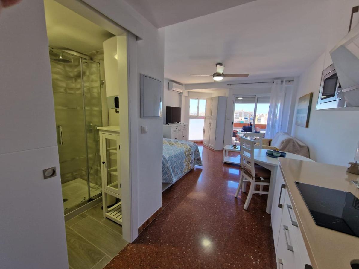 Apartamento Sereva Plazamar Torre Del Mar Bagian luar foto